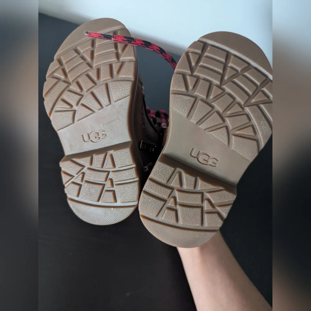 Ugg Kids' Robley Waterproof Boot